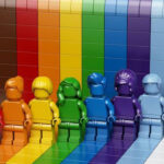 LEGO Fortnite | Set LGBTQ+ Todos São Incríveis aparece como easter egg em novo modo do jogo